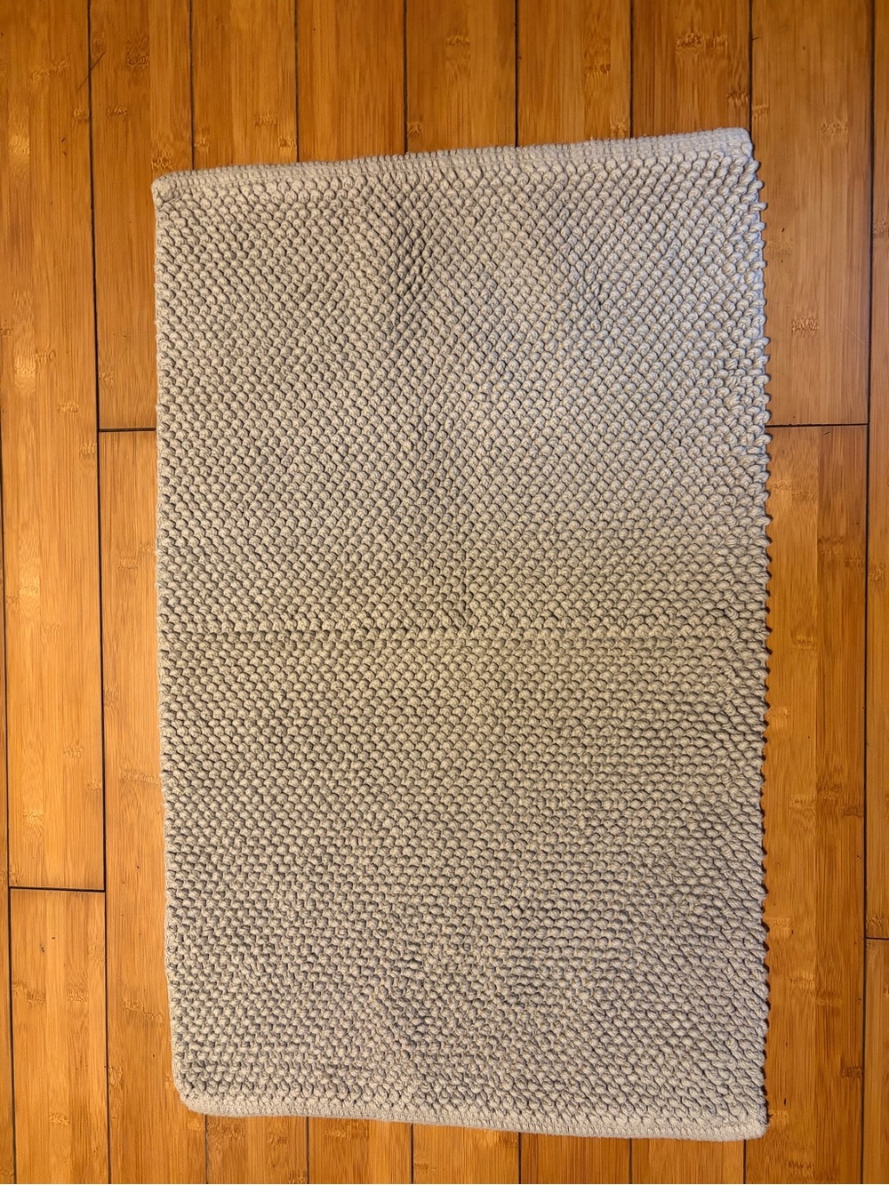 Plush Textured bathroom Rug - Cream